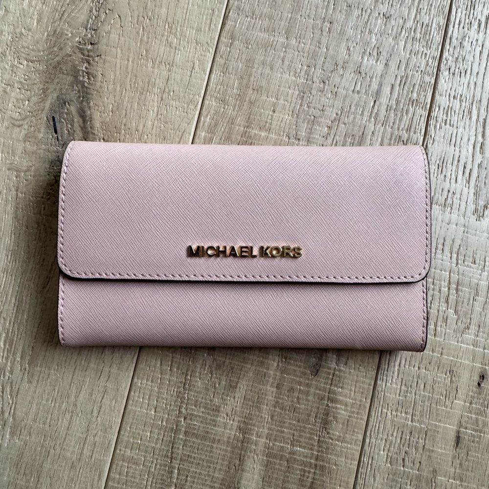 Michael Kors Blush Pink Wallet